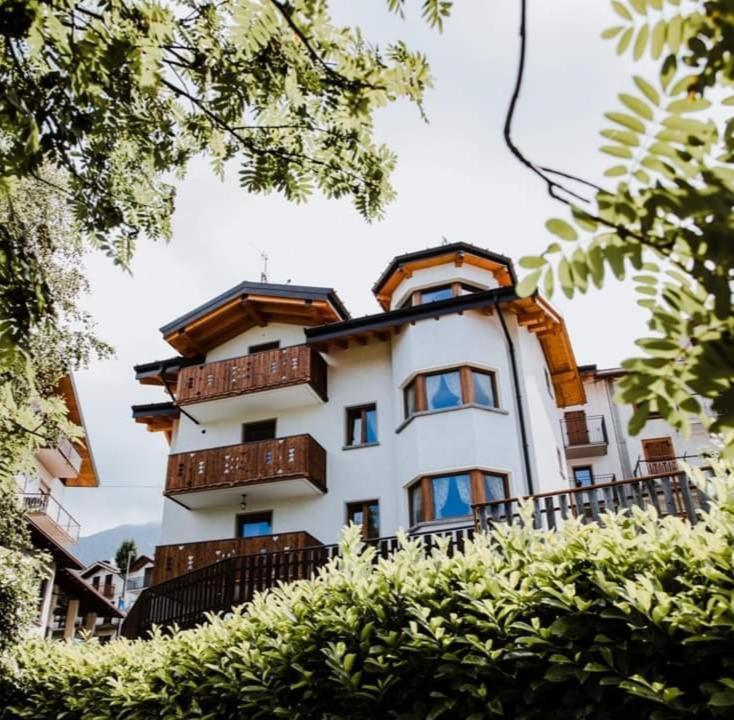 Atelier Della Montagna Bed & Breakfast Zambla Alta Ngoại thất bức ảnh